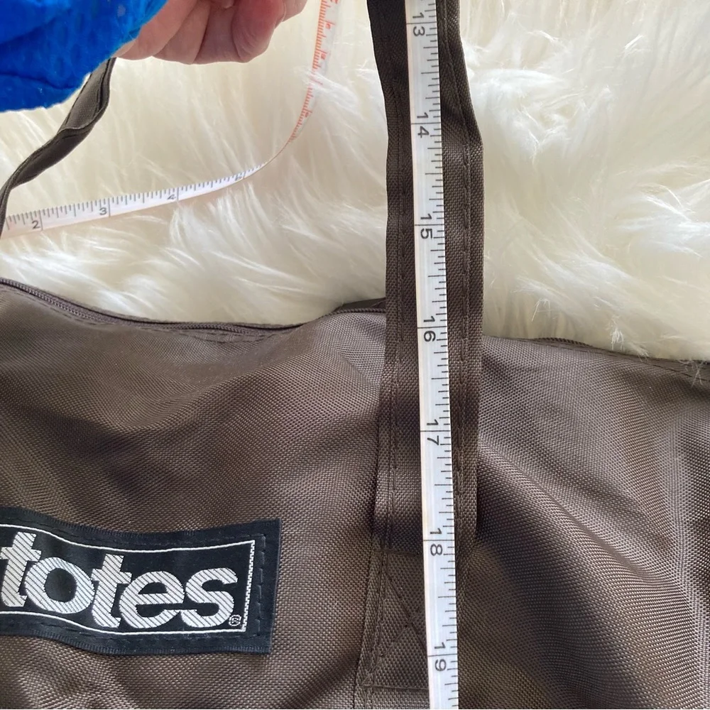 TOTES FOLDING DUFFLE BAG PERFECT FOR TRAVEL/MARKET/OFFICE